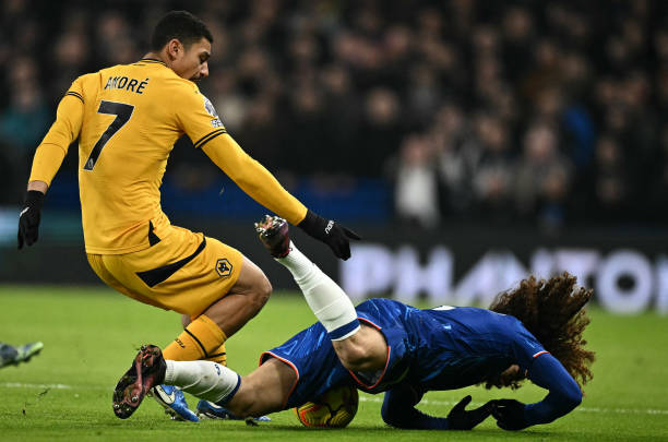 上显得稍微 上显得稍微