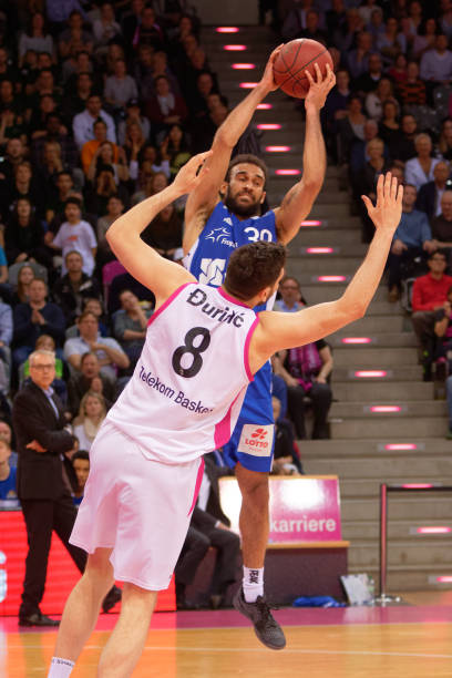 他不仅能在 他不仅能在